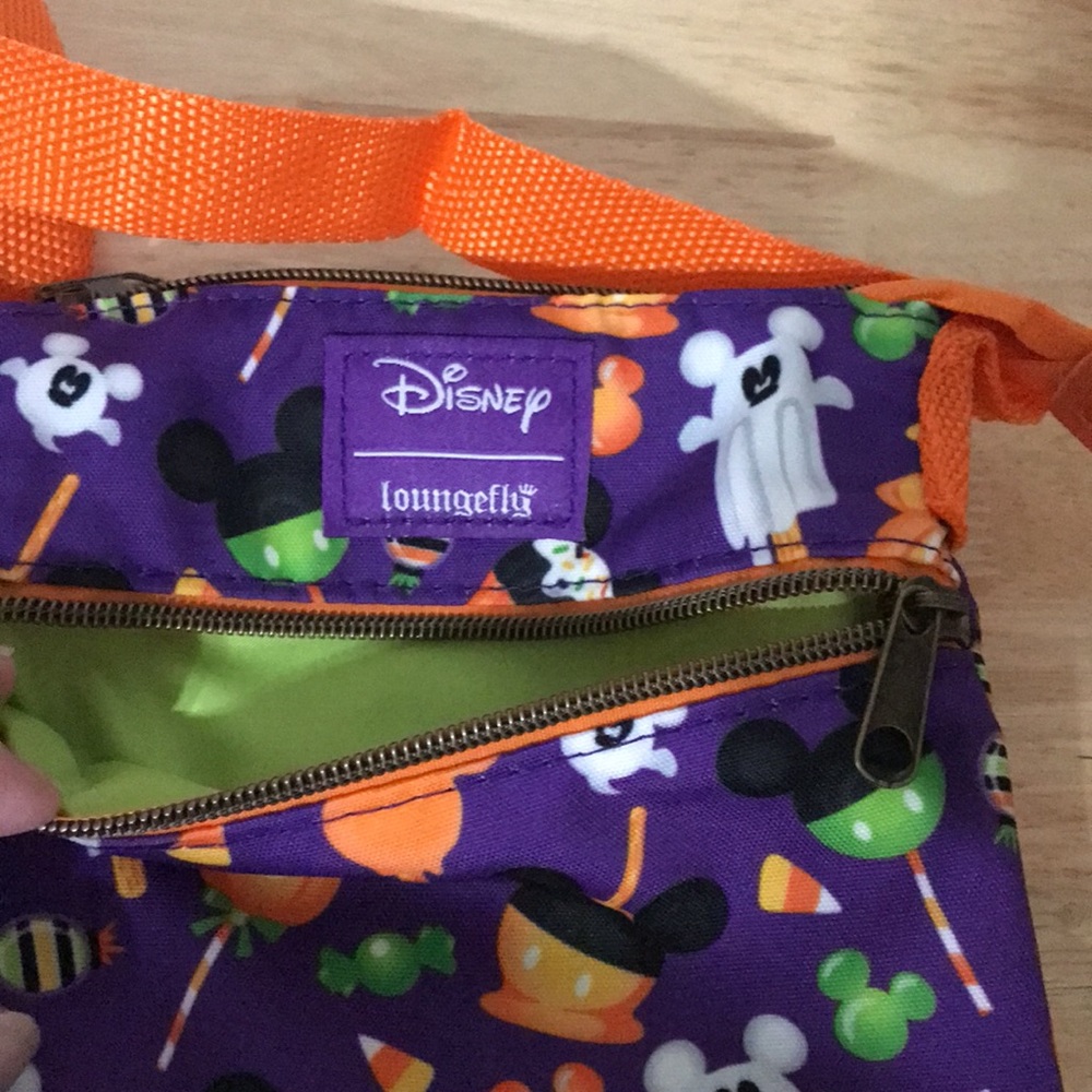 Loungefly Disney Halloween Treats Passport  Bag - Picture 9 of 16